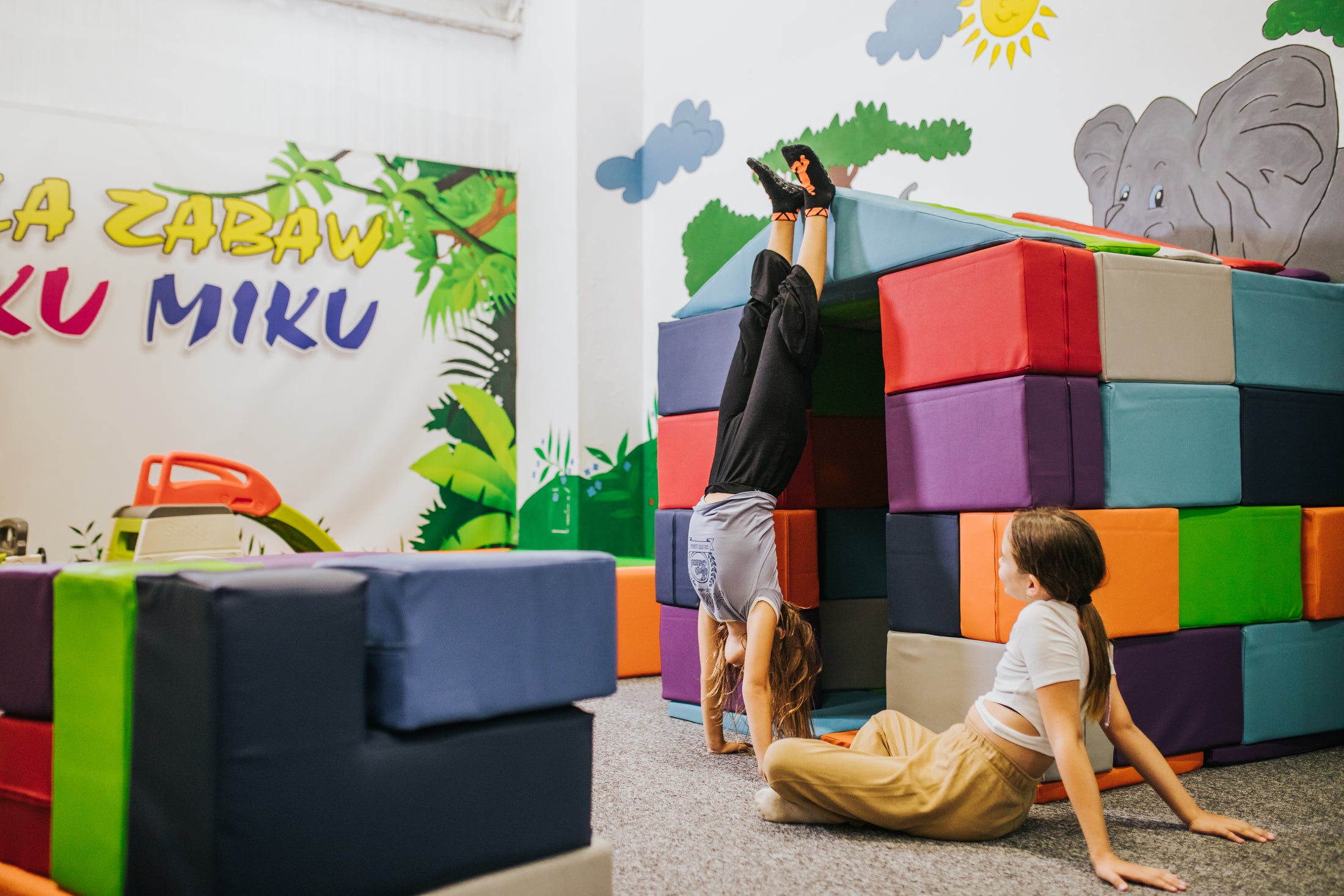 BOB – Piankowy Domek dla Dzieci z Eko Skóry